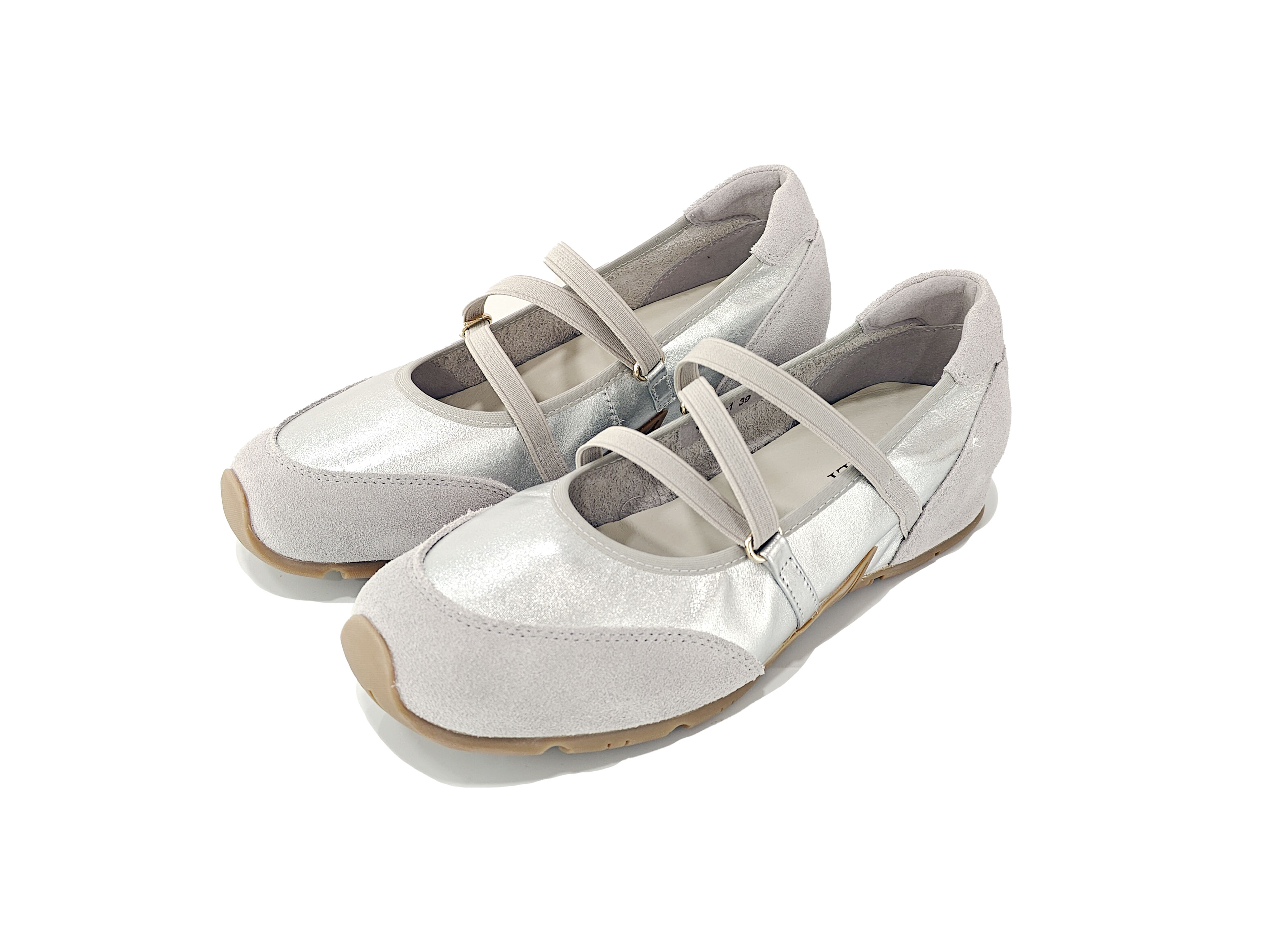 真皮橡筋休闲鞋