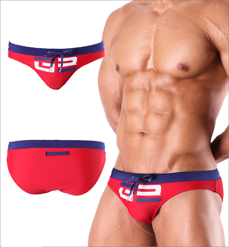 【沙灘泳池必備】抽繩可調節~新款撞色日系彈力三角式男士泳褲