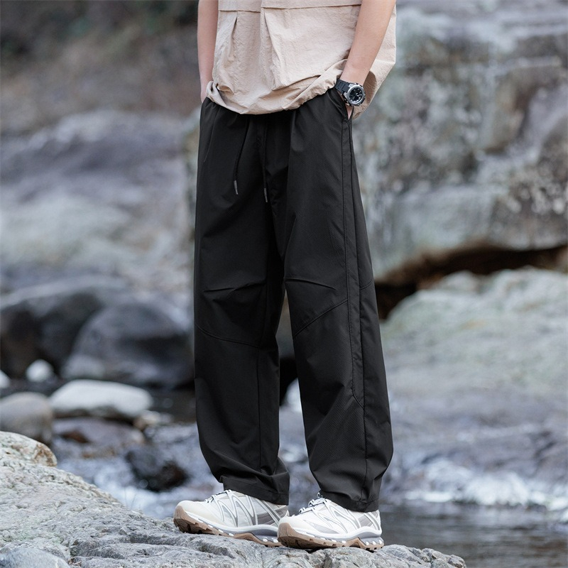 【日系極簡百搭設計】梭織暗紋格寬鬆直筒透氣男士休閒長褲