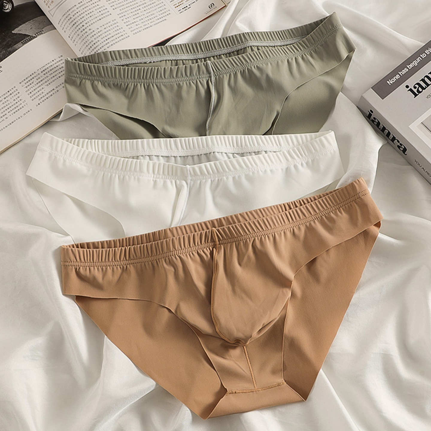 【薄款一片式】釋放男士魅力！薄款無痕剪裁不勒不卡U凸半透男士三角內褲