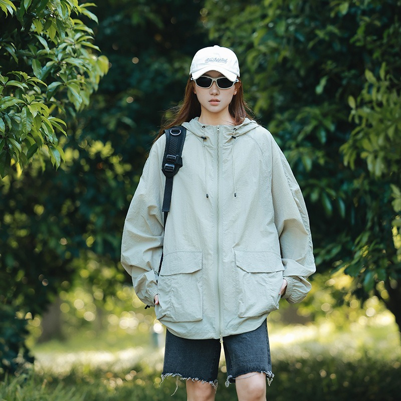 【質感防曬系列】可調節抽繩下擺~新款透氣鬆緊袖大口袋防蚊連帽防曬衣