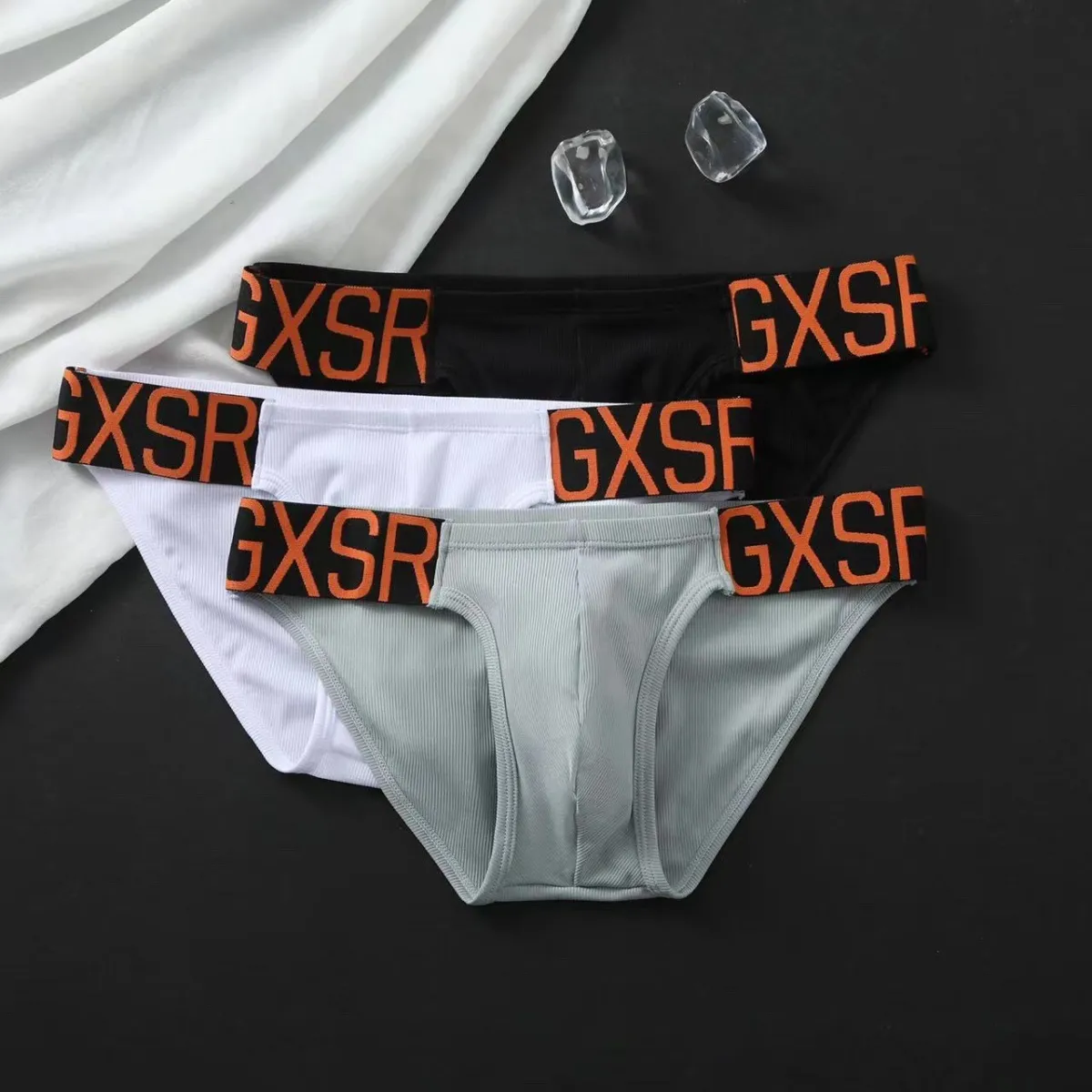 [Copy]【輕盈網紗系列】超絕涼感冰絲U凸高叉時尚低腰三角男士內褲