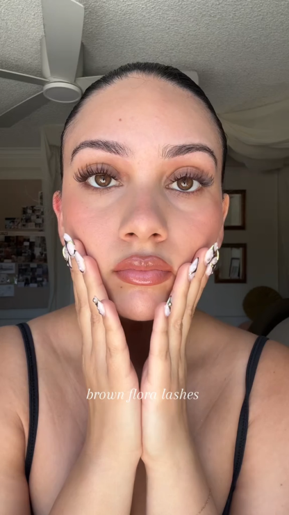 Brown Vibe-Flora 049 Lash Kit