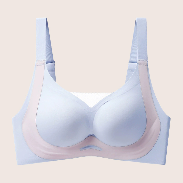 小胸でもバストアップ＆脇肉ケア