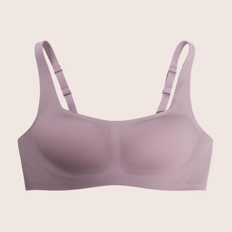 通気性に優れたノーマルクブラジャー
