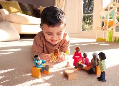 Hape 快樂家庭娃娃屋套裝 - 非裔美國人 (3-10 歲)