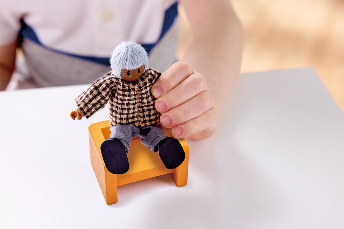 Hape 快樂家庭娃娃屋套裝 - 非裔美國人 (3-10 歲)