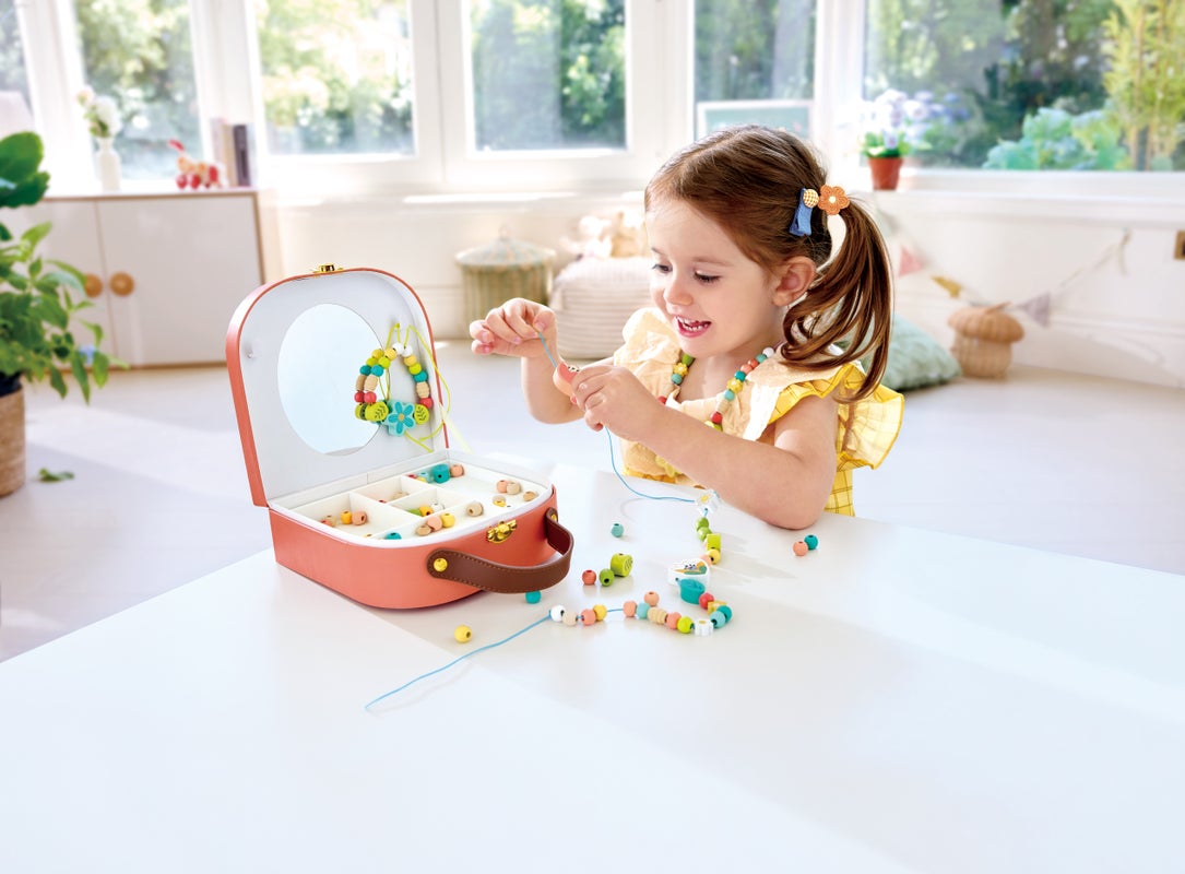 Hape DIY Beaded Jewellery Kit | 串珠首飾套裝 (3-8 歲)