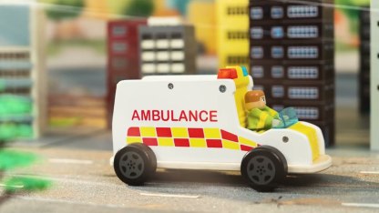 Hape Rapid Response Toy Ambulamce (2到8歲)