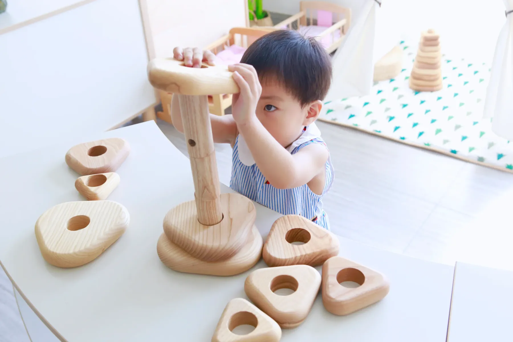 三角形堆疊塔-Eduspheres-Eurekakids