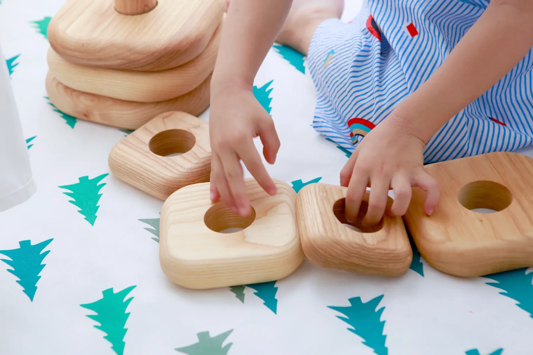 正方形堆疊塔-Eduspheres-Eurekakids