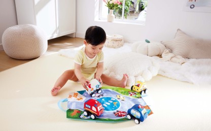 迴力毛絨汽車套裝--Eurekakids