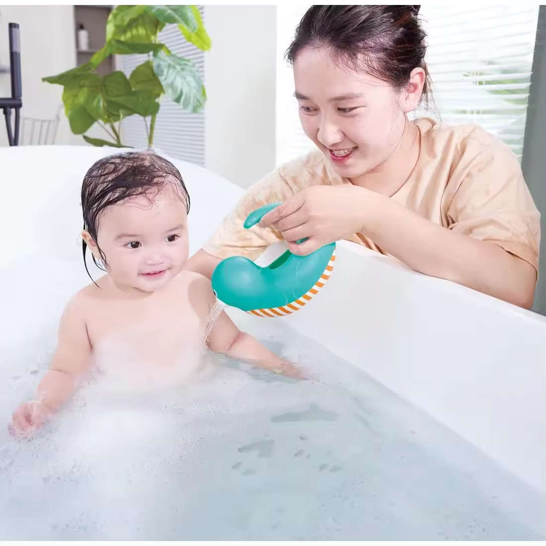 親子互動水遊戲培養因果關係認知與目標瞄準能力