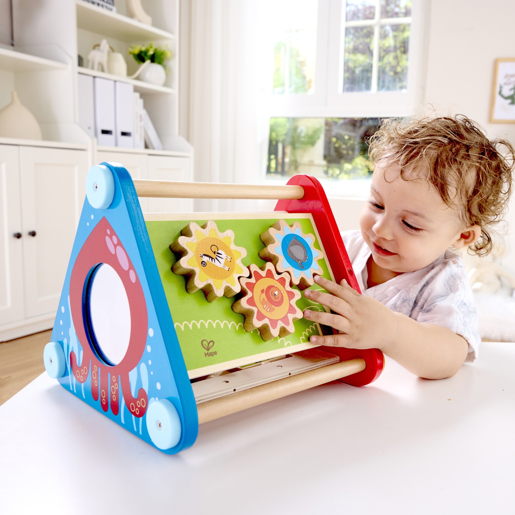 多元學習元素整合的早教認知玩具