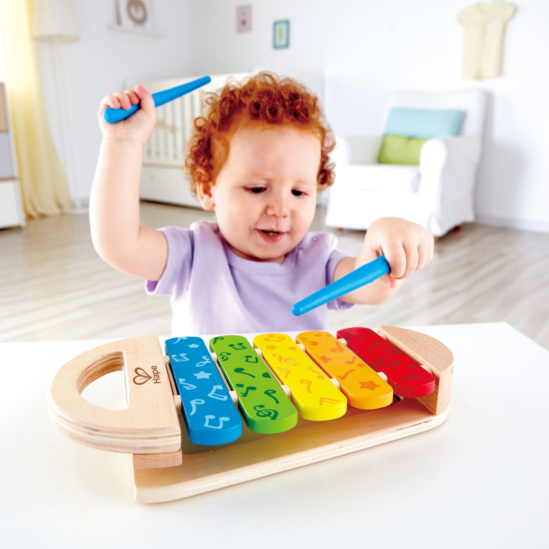 兒童音樂玩具配備防滑敲擊棒，專為1-2歲寶寶設計