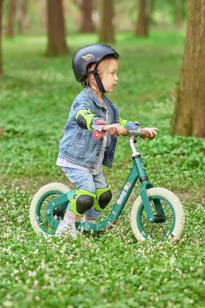 安全帽，黑色-Hape-Eurekakids