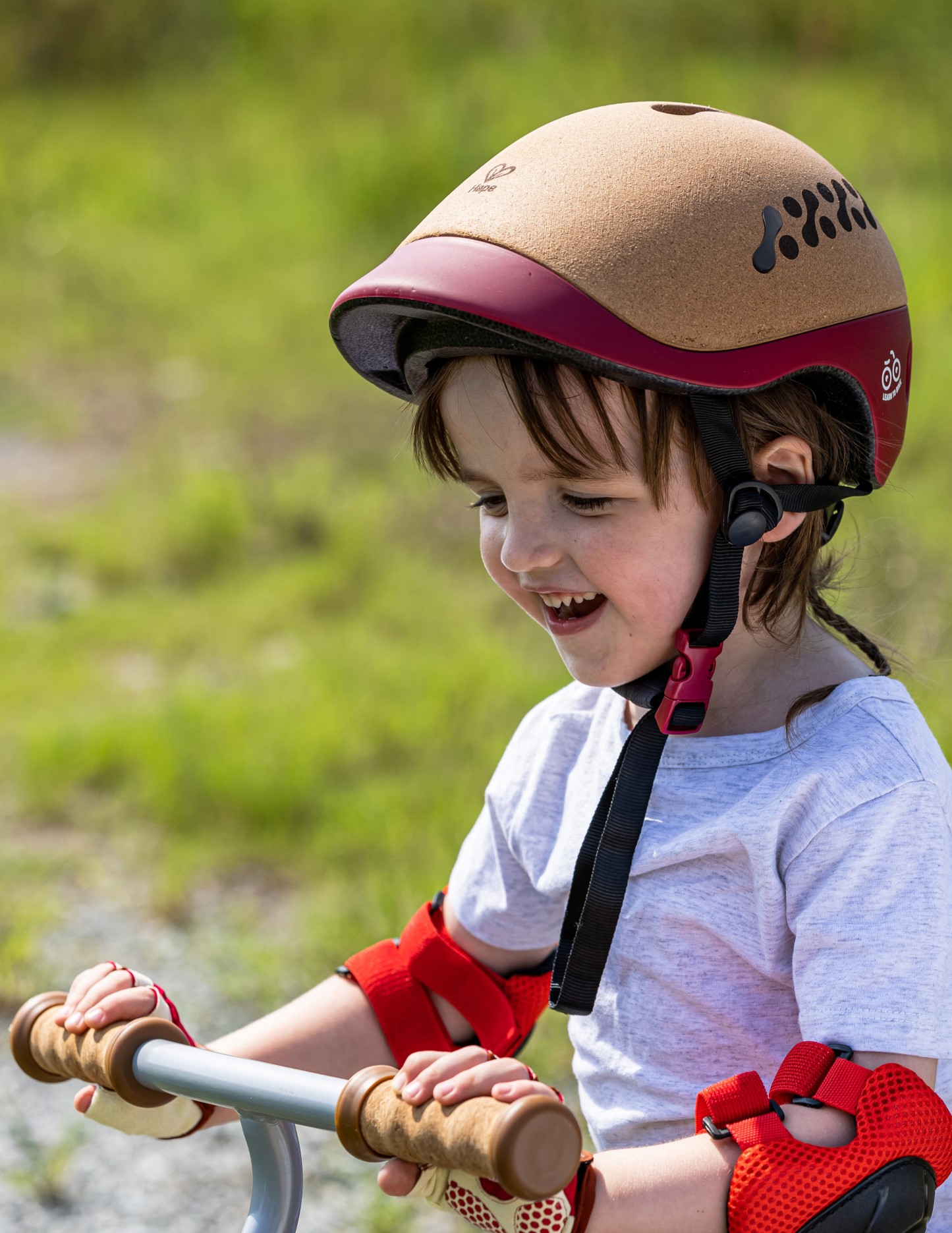 適合戶外騎行活動的兒童安全裝備