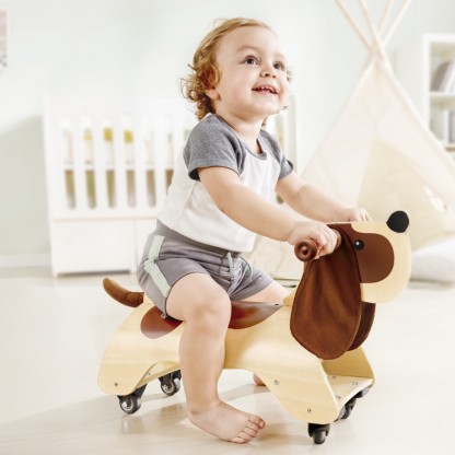 E1205 騎乘臘腸犬丨發展技能丨大肌肉動作 |  1 - 3 歲