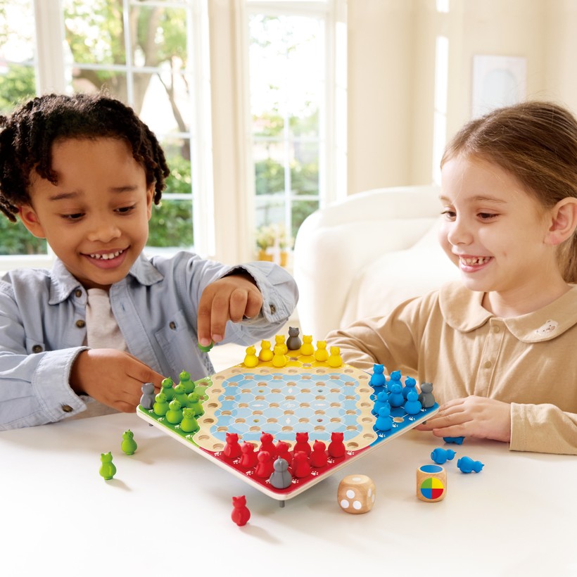 Hape 3合1貓咪跳棋 (5-9 歲)