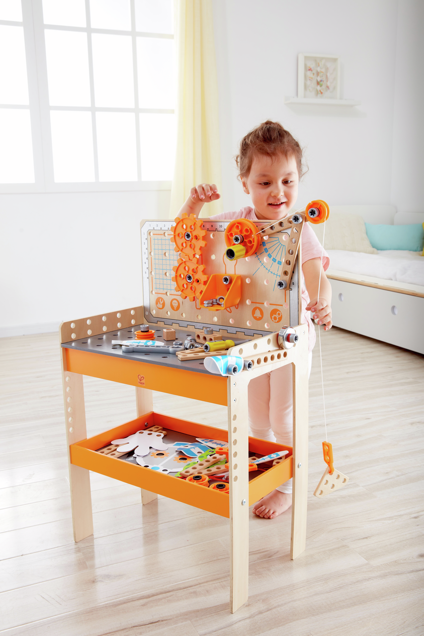 Hape Junior Inventor 豪華科學工作台 - 附帶 15 多個實驗，可以激發孩子的科學好奇心 ( 從4歲起 )