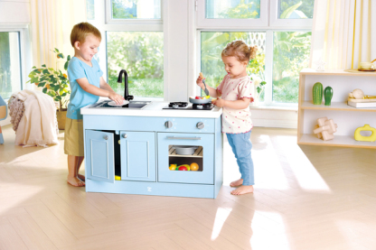 Hape Deluxe Kitchen with Running Water 豪華自來水廚房 (3到8歲)