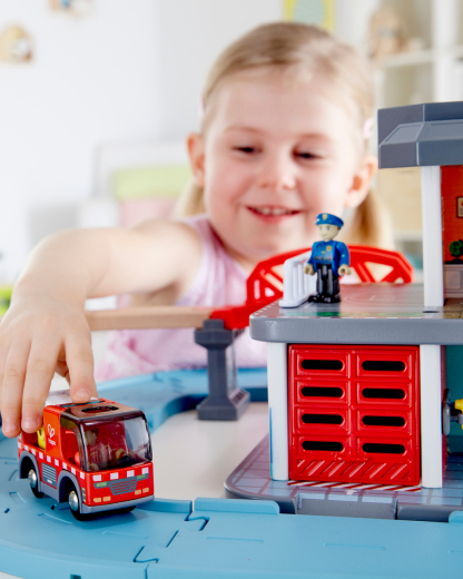 Hape 警笛消防車 (3-8 歲)