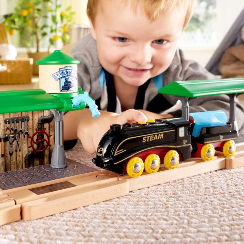 Hape 蒸汽鳴笛火車組 (3-8 歲)