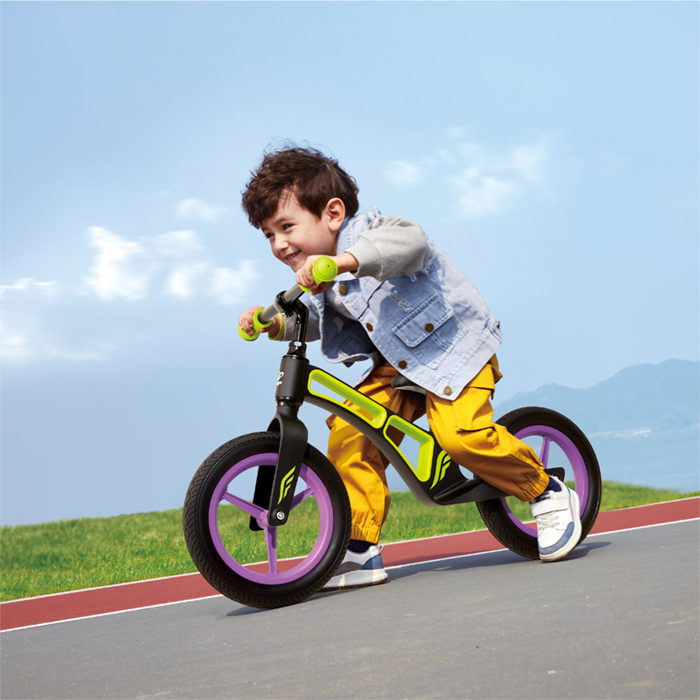 探索滑步平衡車 - 綠色-HAPE-Eurekakids