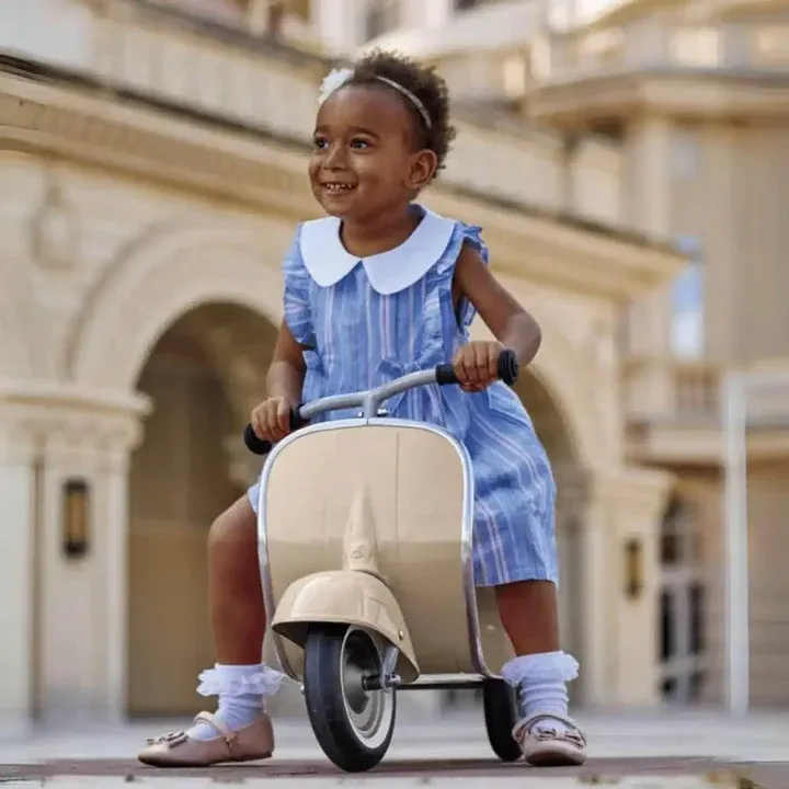 Ambosstoys PRIMO 經典 兒童平衡車 (奶油白 CREAM) | 送給孩子、孫子或愛人的完美禮物 | 每位經典汽車愛好者的收藏品