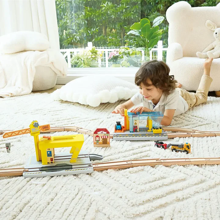 Hape Repair & Wash Station 火車軌道車輛洗修站 (3-8歲) \\NEW//