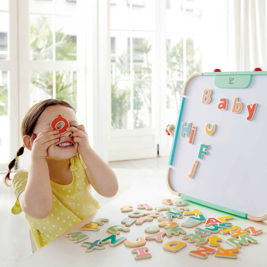 蒙特梭利理念幼兒玩具促進小手肌訓練與認知發展