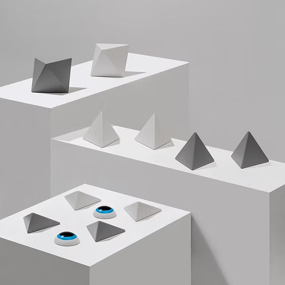 Trido Greyscal 藝術 3D 磁性積木 (白銀時代系列 基礎版 - 12件套) STEM 玩具 | 所有面均可連接，無毒且通過 CE 認證 | 適合 3 歲以上兒童 🔥八折優惠 20%🔥