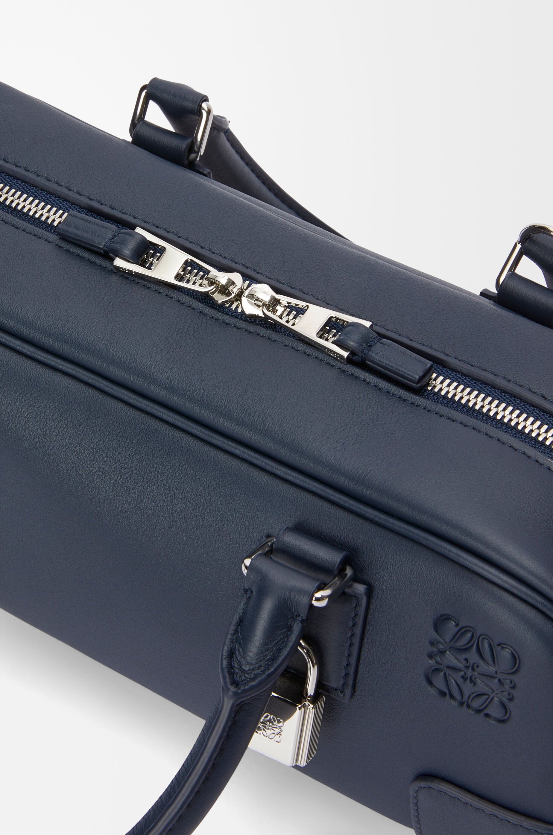 アマソナ23 クロップド バッグ（ナパカーフ）