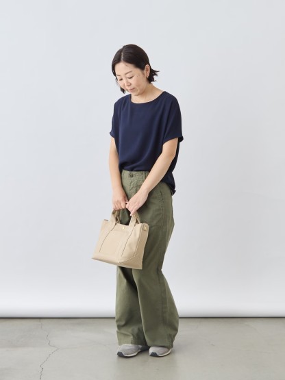 洗えるフレンチスリーブブラウス