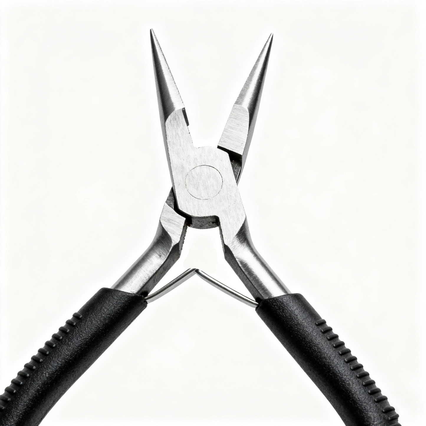 ニードルノーズプライヤー