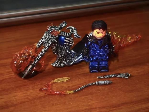 【super comic fam】Nicolas Cage Version Ghost Rider - Hellfire Harley Motorcycle