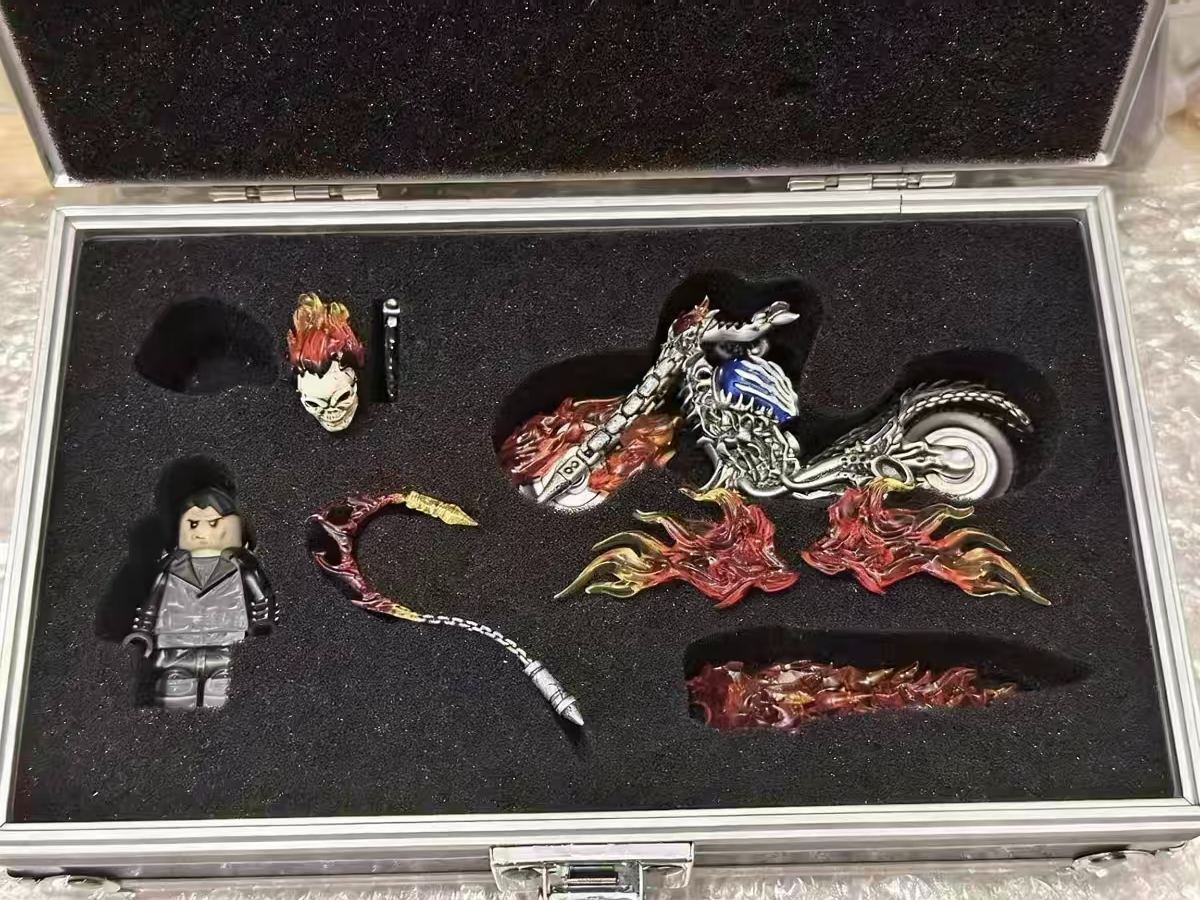 【super comic fam】Nicolas Cage Version Ghost Rider - Hellfire Harley Motorcycle