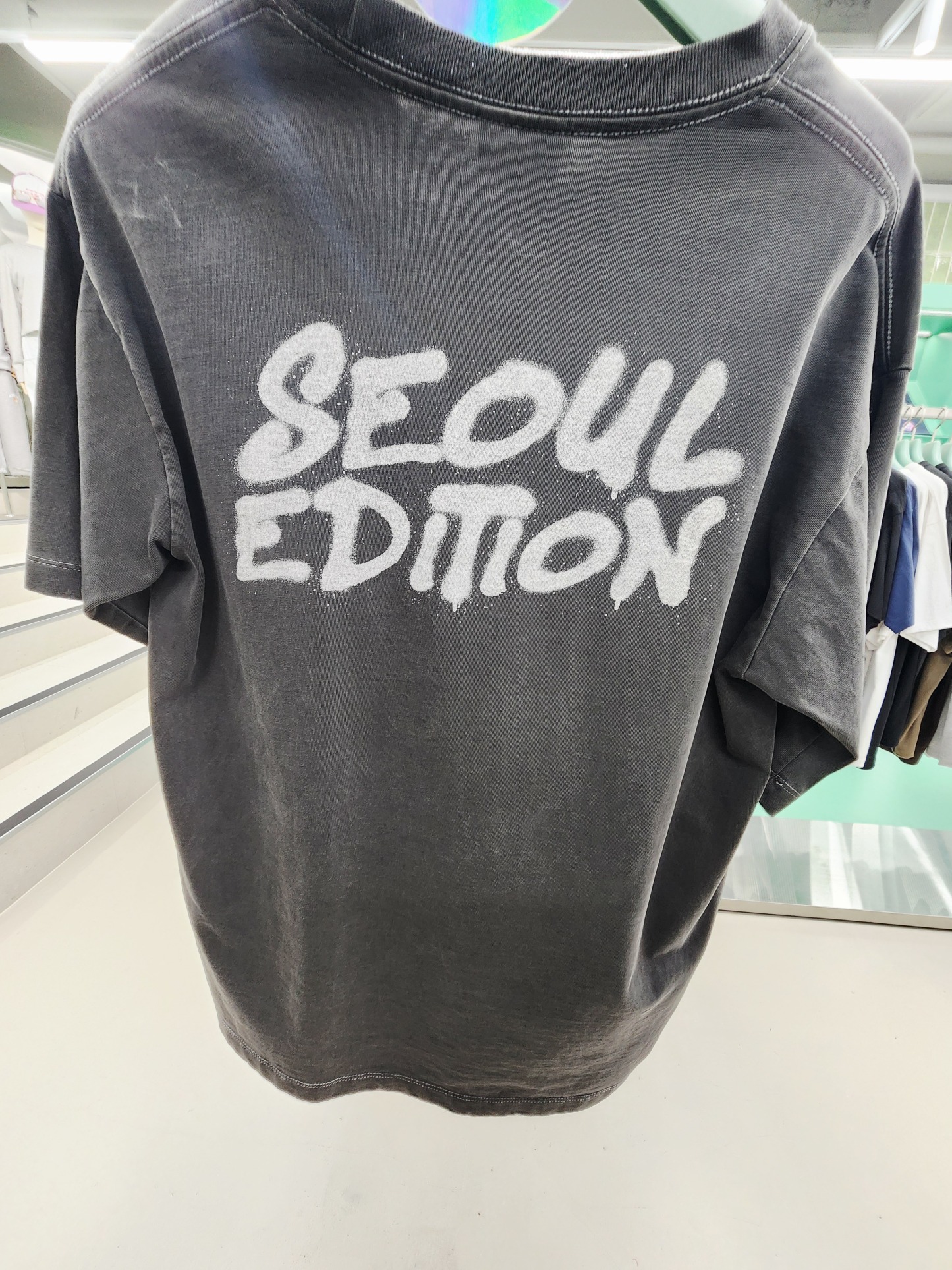 8315K BLACK SEOUL EDITION TEE