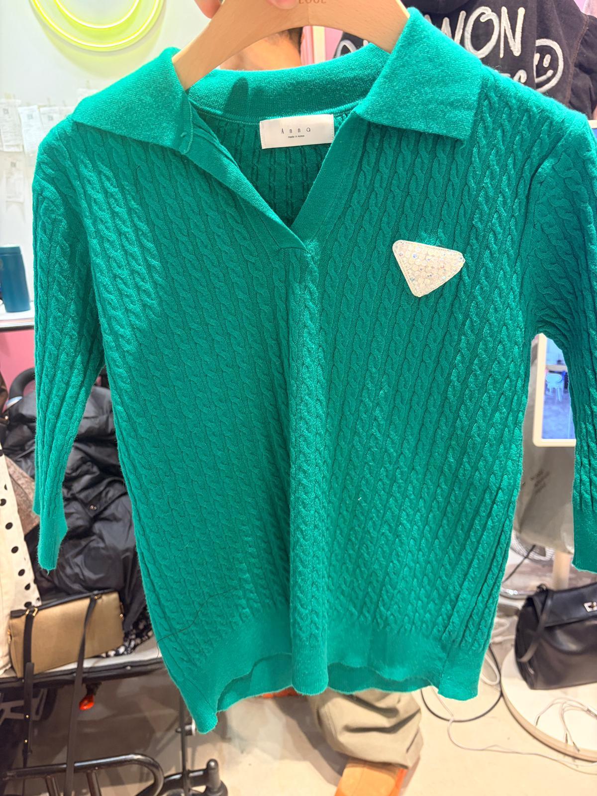 4648J GREEN COLLAR KNIT TOP