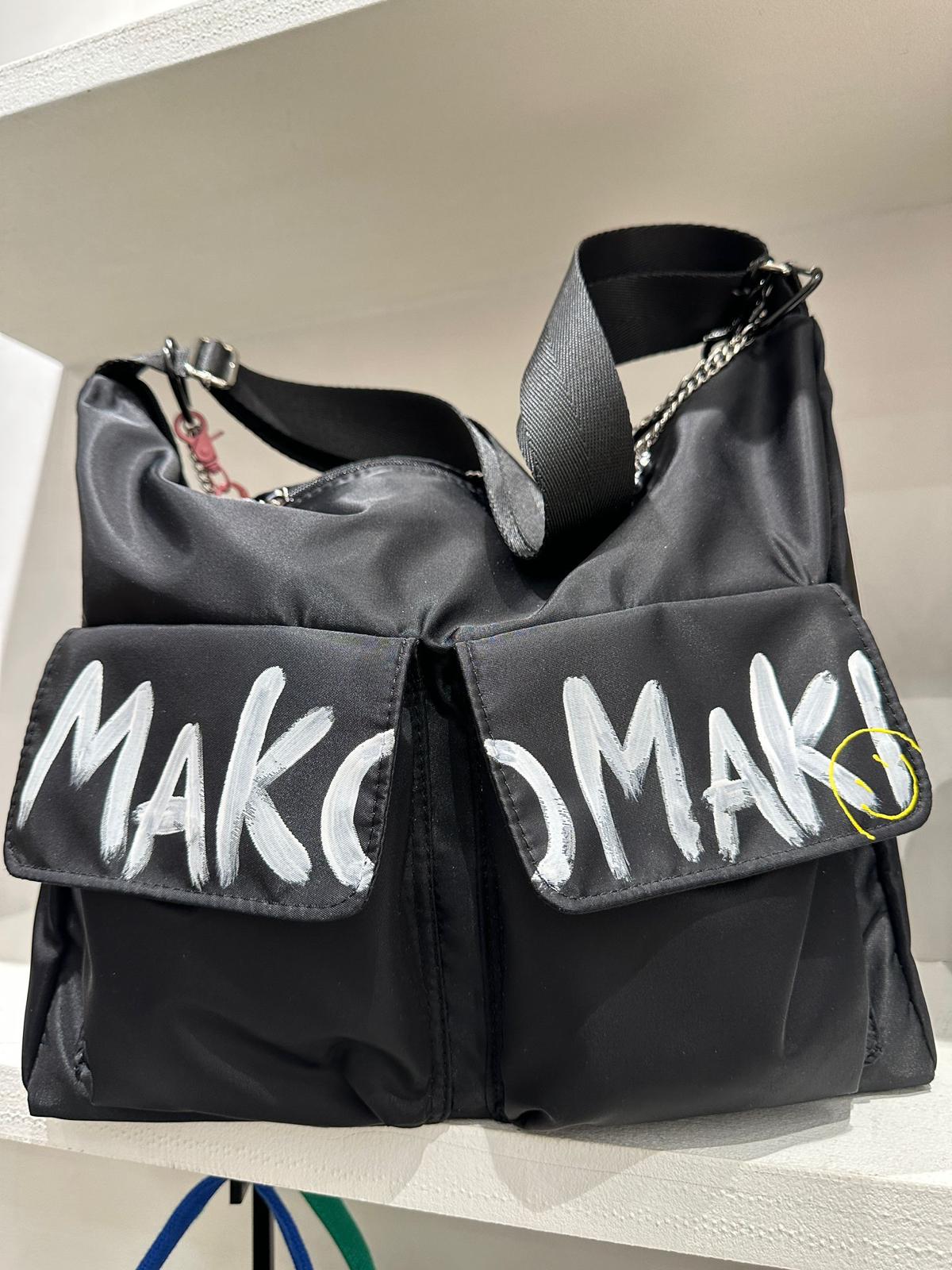 6835S BLACK STREETWEAR TOTE BAG with OLD GRAPHIC PRINT