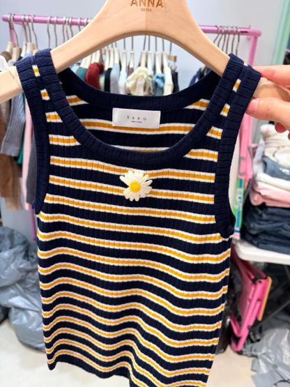 4523A NAVY YELLOW CASUAL, RIBBED, STRIPED TANK TOP, SLIM FIT, WITH DAISY APPLIQUE