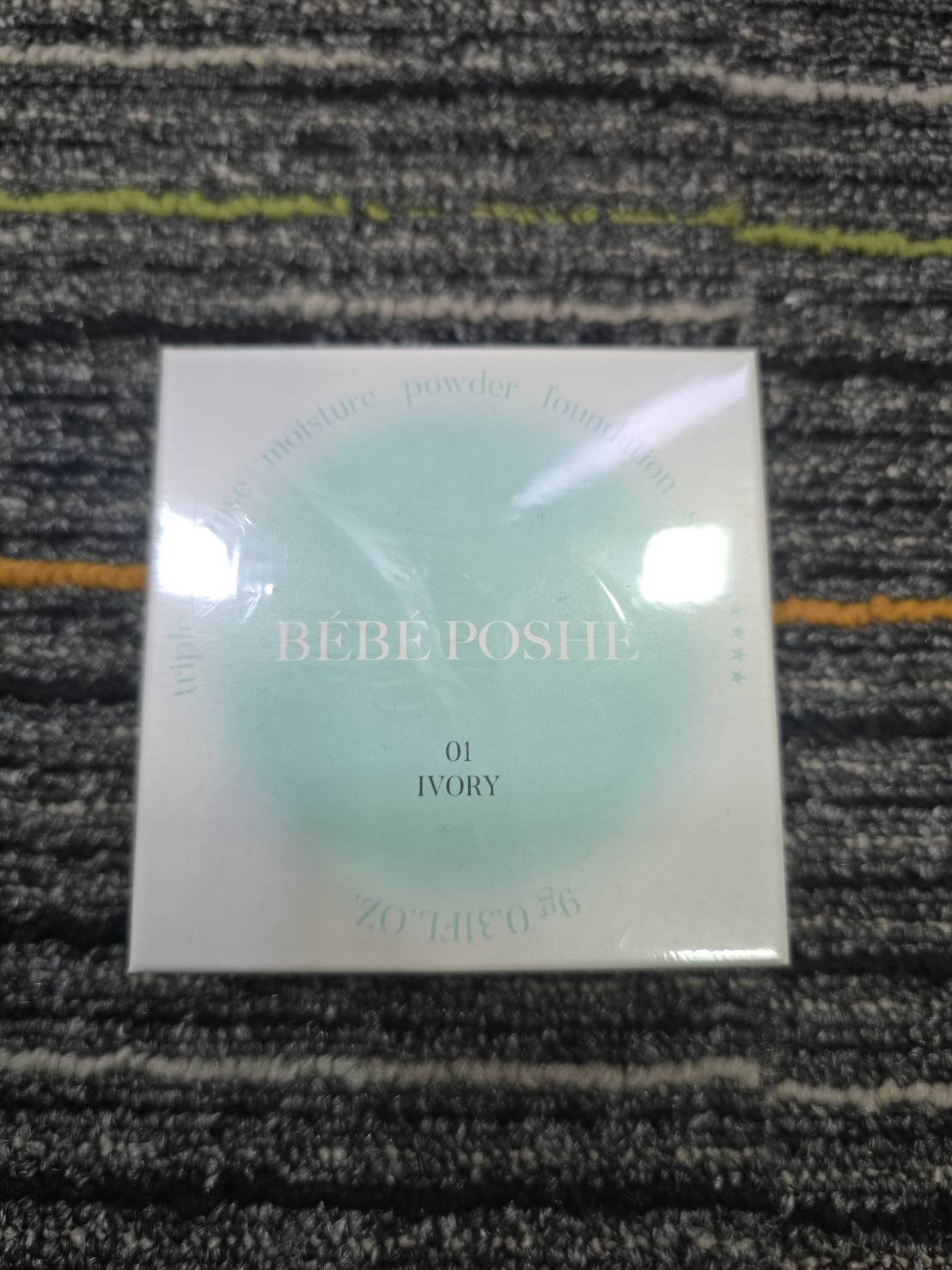 2235D BEBE POSHE POWDER FOUNDATION SPF 30++++ 01 IVORY