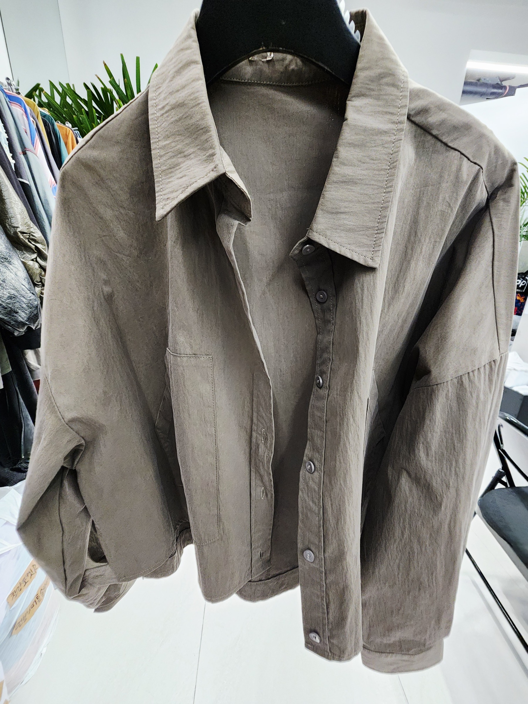 8825K BROWN MINIMALIST, LINEN SHIRT, RELAXED FIT, with BUTTON-UP FRONT