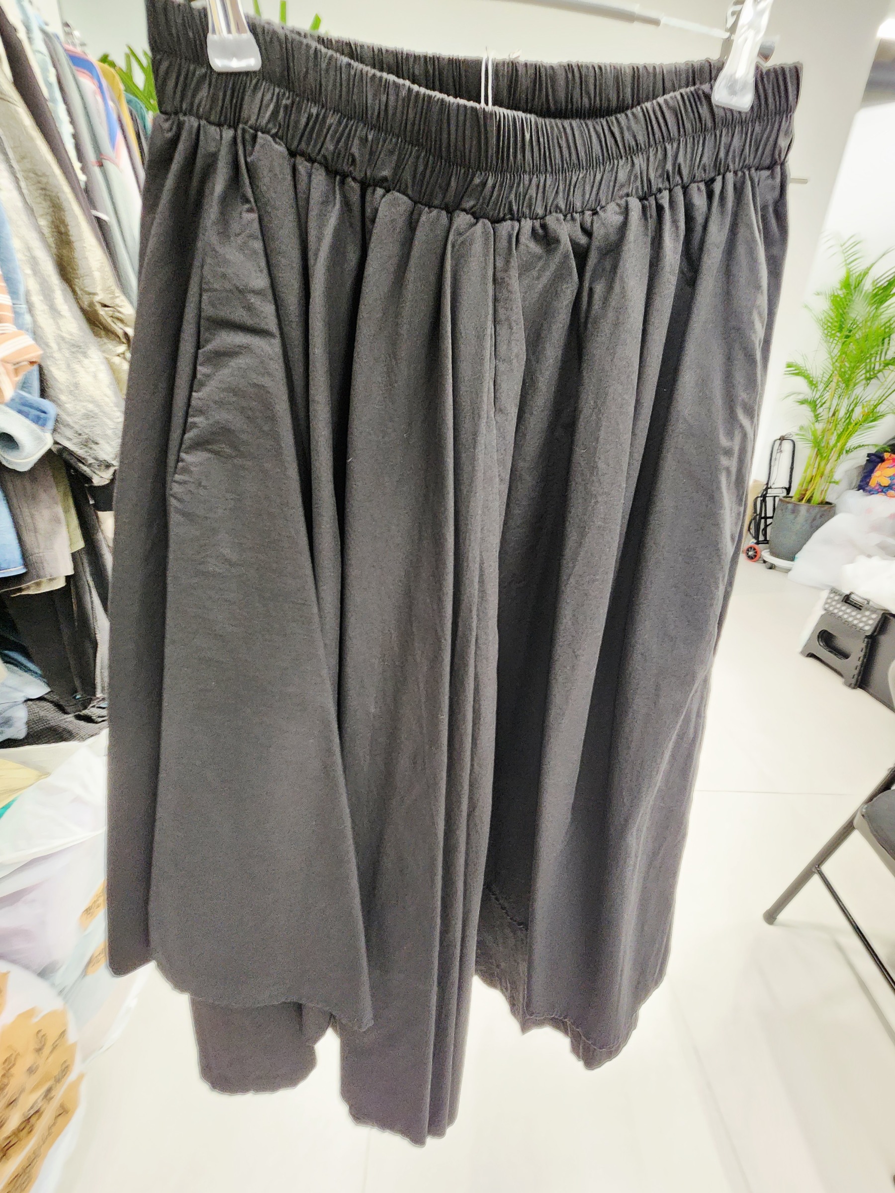 8821K CHARCOAL CASUAL, LINEN CULOTTES WITH LAYERS, RELAXED FIT, with ELASTIC WAISTBAND