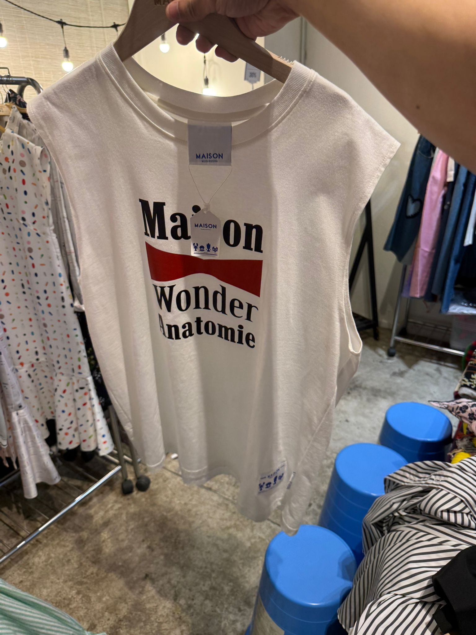 4287J WHITE CASUAL TEE, RELAXED FIT, WITH GRAPHIC PRINT