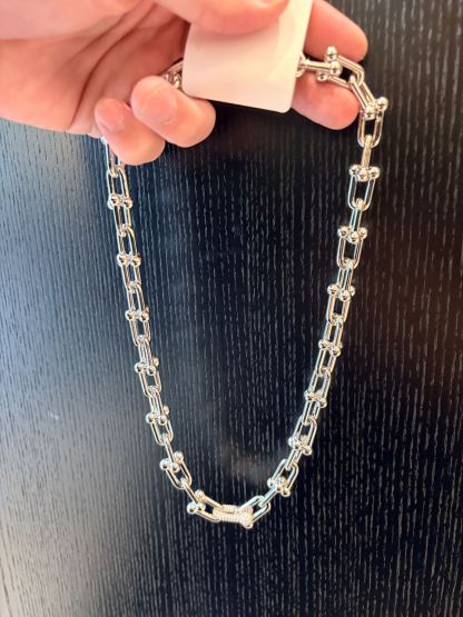 4772J SILVER  LUXURY NECKLACE WITH CHUNKY LINK DESIGN