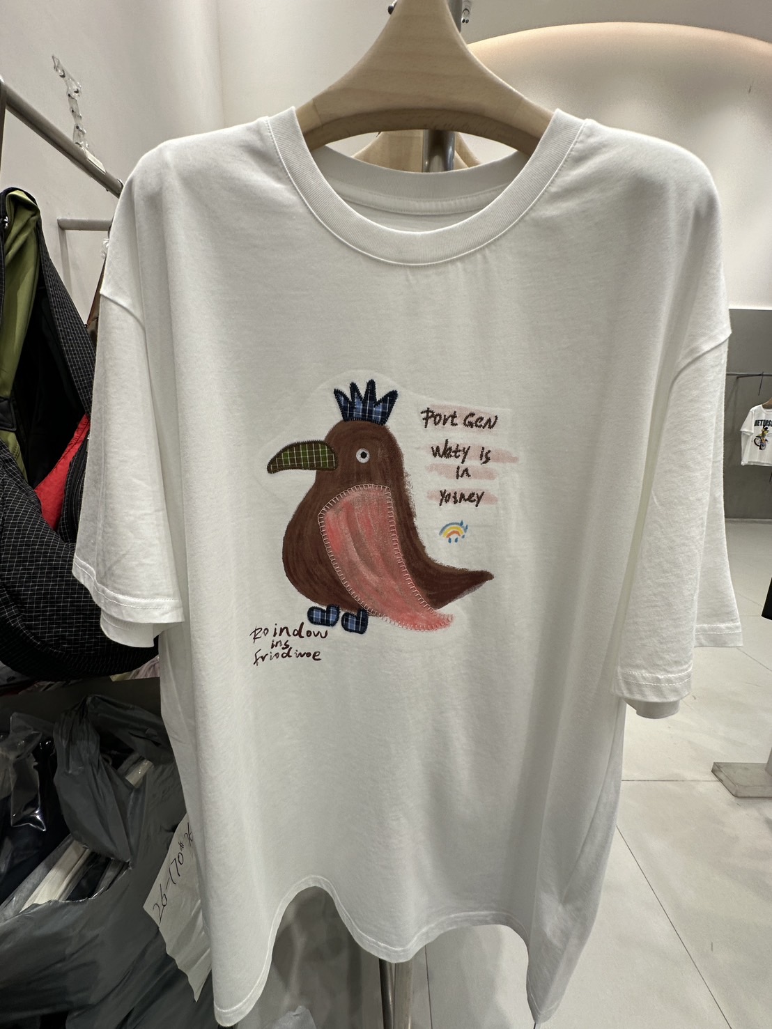 3352S WHITE CASUAL, GRAPHIC TEE, RELAXED FIT, with CARTOON PRINT