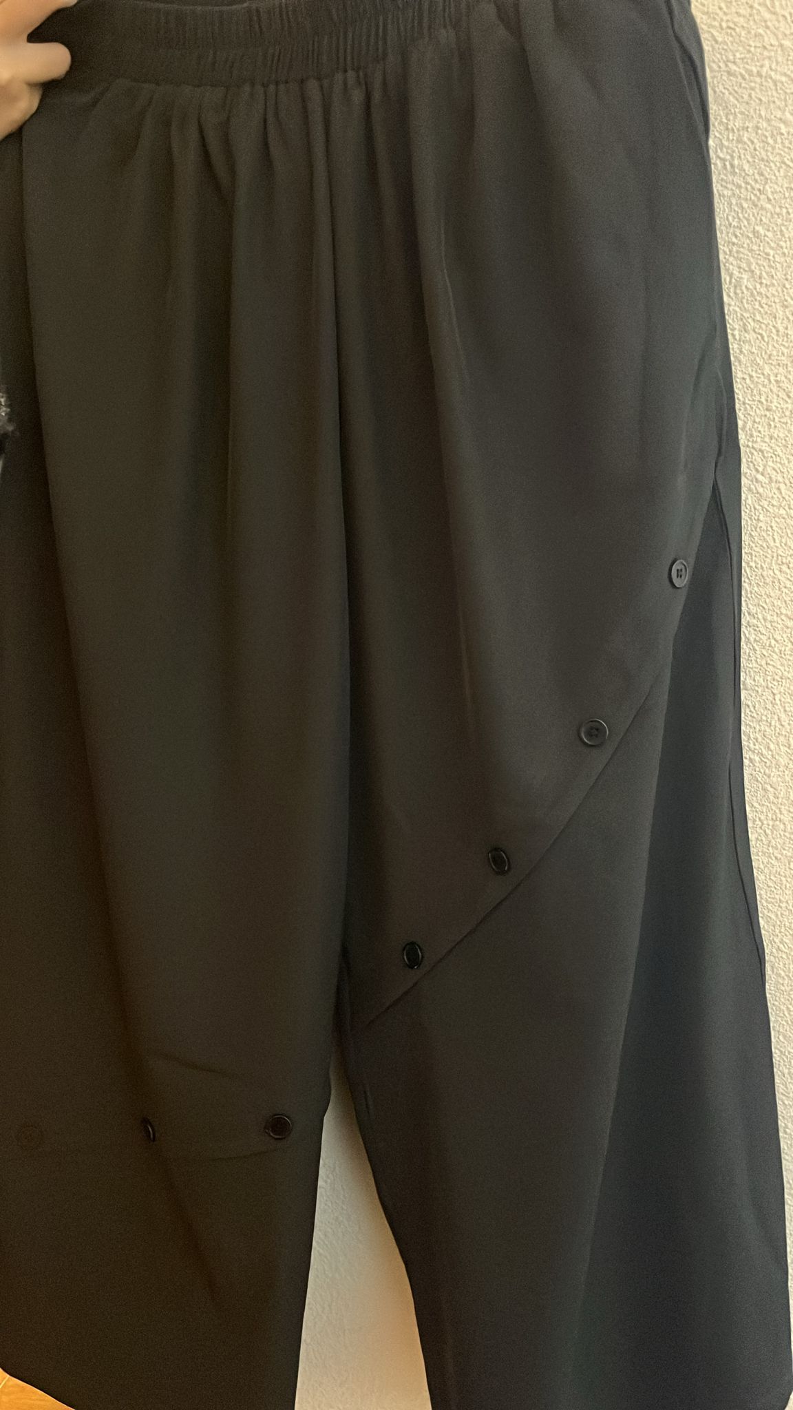 3800S GREY MINIMALIST TROUSERS, RELAXED FIT, with BUTTON DETAILING