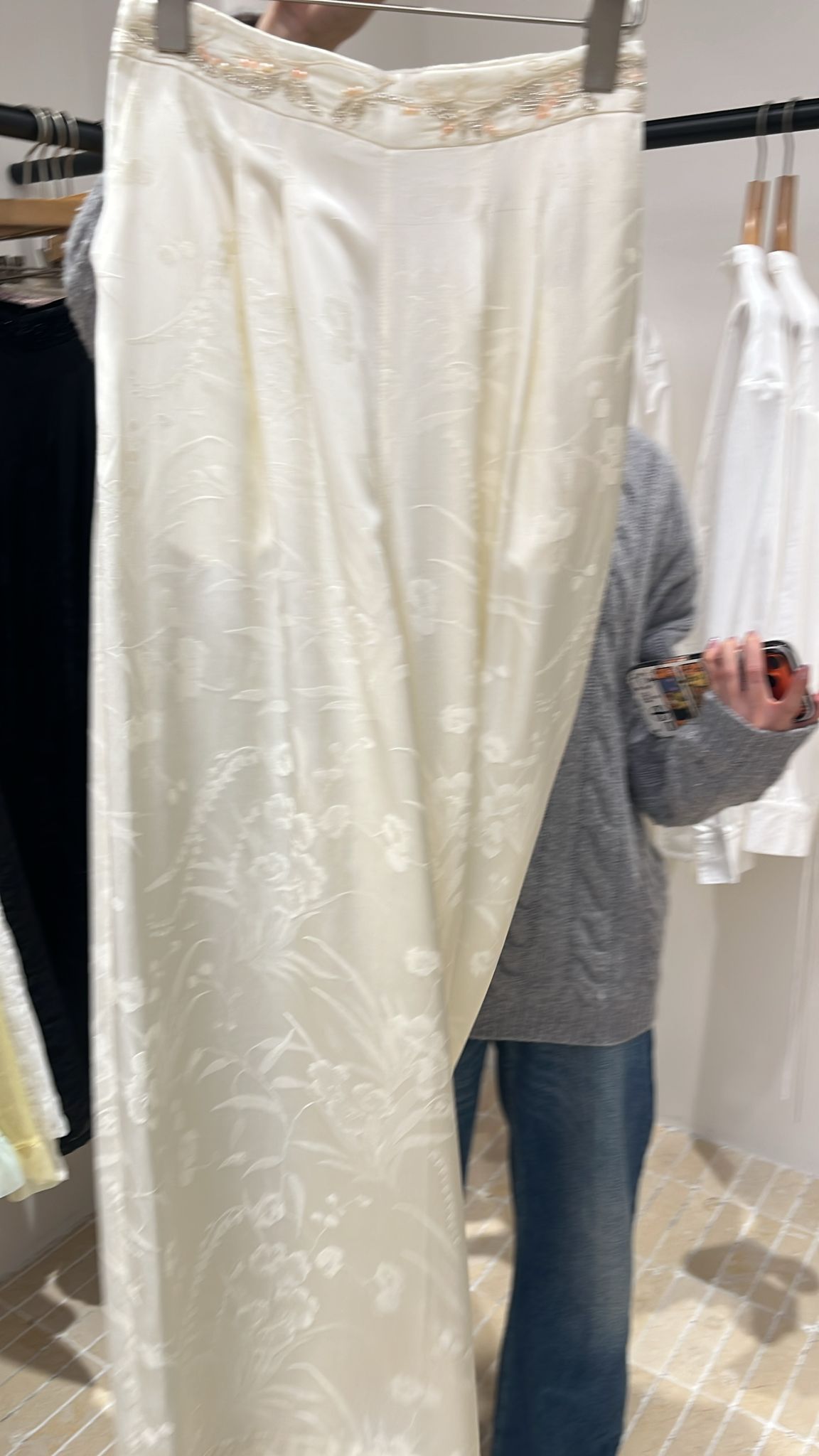 3932S IVORY ELEGANT, FLORAL PANTS, FLOWY FIT, with EMBROIDERED WAISTBAND