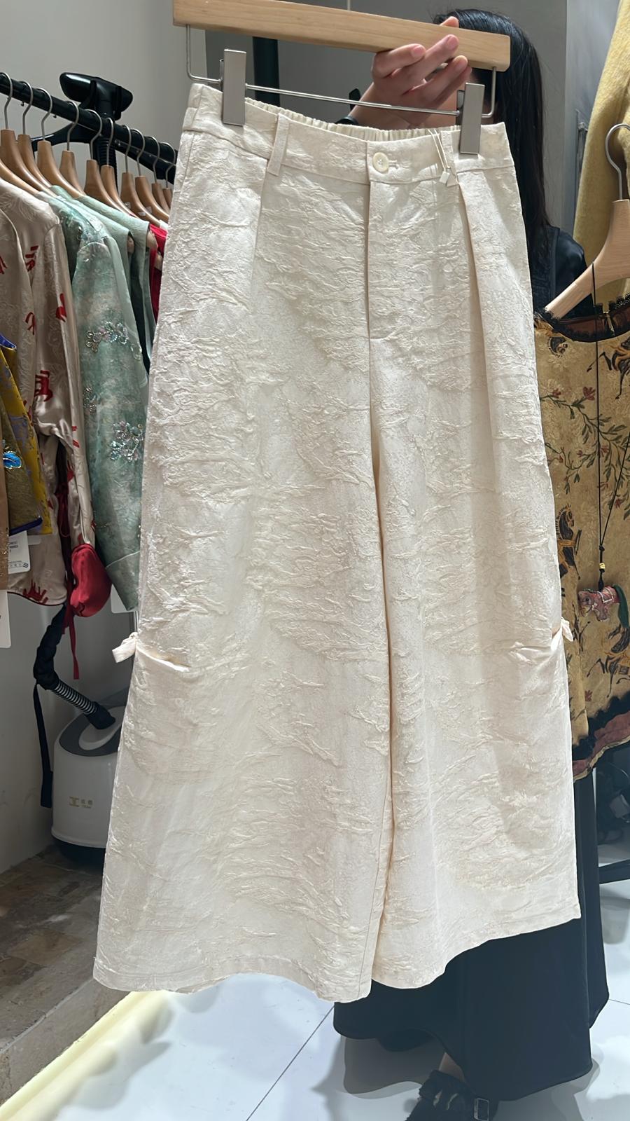 2216S IVORY ELEGANT LACE TROUSERS, RELAXED FIT, with EMBROIDERY